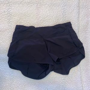 Lululemon Speed up short 2.5 size 2